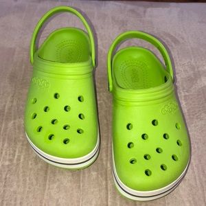 Boy’ s crocs